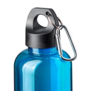 Bouteille transparente en PET recycle 580 ml. Bouchon en plastique avec mousqueton 11