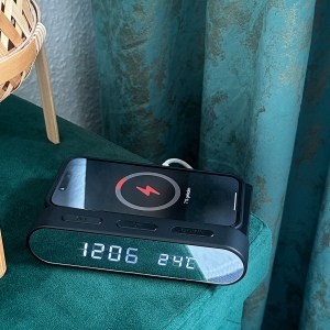 Réveil et Wireless charger "Adelaine" 4