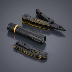 Optima Multiset : multitool, couteau de secours et petite lampe torche 4
