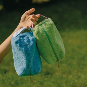 Trousse rectangulaire en éponge avec doublure imperméable 4