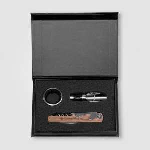 Set cadeau Essex d’accessoires pour vin en acier inoxydable et bois FSC – 3 pièces (+Laser) 4