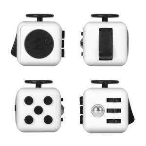 Fidget Cubes * 8
