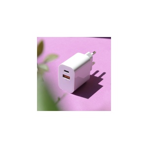 HAKO - KIT ESSENTIEL PRISE + CÂBLE BLANC 5