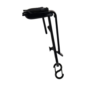 Le clip Mr Clipr est la solution idéale pour transporter un gobelet ou une bouteille sans les mains lors de festivals et de fêtes 7