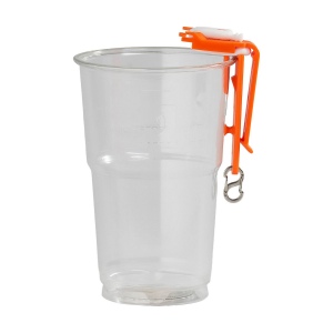 Le clip Mr Clipr est la solution idéale pour transporter un gobelet ou une bouteille sans les mains lors de festivals et de fêtes 11