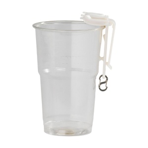 Le clip Mr Clipr est la solution idéale pour transporter un gobelet ou une bouteille sans les mains lors de festivals et de fêtes 12
