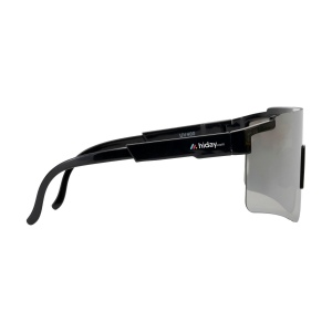Lunettes de soleil de sport avec verres miroir fumés 9