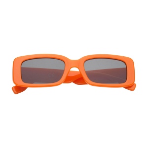 Lunettes de soleil au design original 4