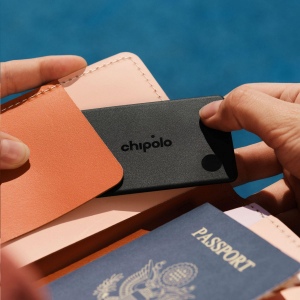 La Chipolo CARD est un traceur Bluetooth intelligent qui vous aide à retrouver rapidement vos objets importants, tels que votre portefeuille, votre sac, votre sac à dos ou votre valise 5