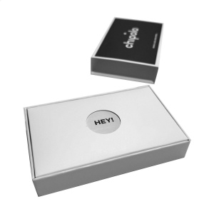 La Chipolo CARD est un traceur Bluetooth intelligent qui vous aide à retrouver rapidement vos objets importants, tels que votre portefeuille, votre sac, votre sac à dos ou votre valise 10