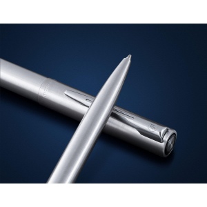 Stylo à bille bleu avec corps en acier inoxydable brossé, système à capuchon coulissant, clip brillant et recharge fiable pour une écriture fluide 5