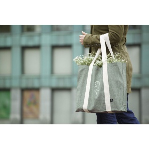 Sac à provisions spacieux et solide, composé à 80% de coton mélangé recyclé et à 20% de polyester mélangé recyclé (210 g/m²) 16