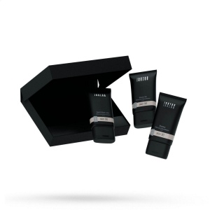 Paquet-boîte aux lettres avec deux produits de soin au parfum Skin 90. Contenu : 3