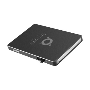 Ce protecteur de carte MagSafe en aluminium peut contenir jusqu'à 7 cartes et dispose d'une protection RFID, d'un verrouillage supplémentaire et d'un mécanisme coulissant 6
