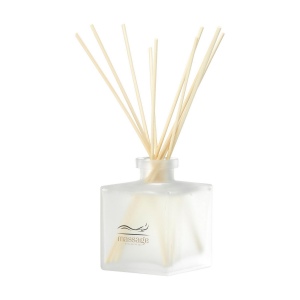 Huile parfumée avec bâtonnets 3