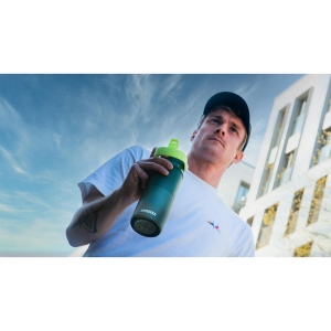 Bouteille isotherme en acier inoxydable 18/8 dotée d'un revêtement protecteur en poudre 4