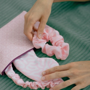 Chouchou XL en satin 7