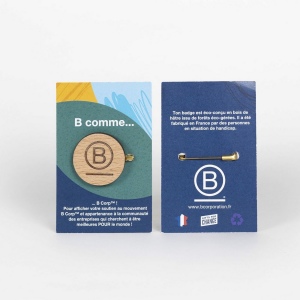 Badge Tourond broche taille M gravé avec carte
