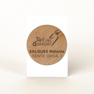 Badge Tourond aimant taille L gravé avec carte 4
