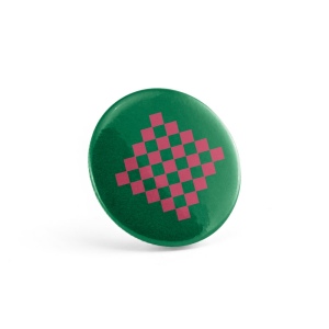 Button P'IN 12. Button P'IN 12. Pin's rond avec aimant et décapsuleur 2