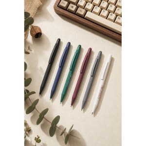 CLINT TOUCH. Stylo à bille au design moderne, fabriqué à partir d'aluminium recyclé (100% rAL), avec une finition en caoutchouc 9
