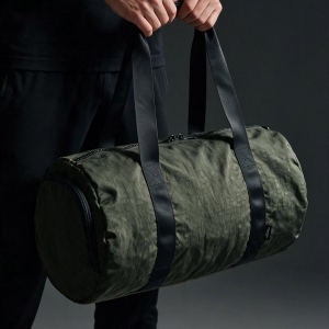 Sac de sport Barcelona 30L en nylon. Poche à chaussures 11