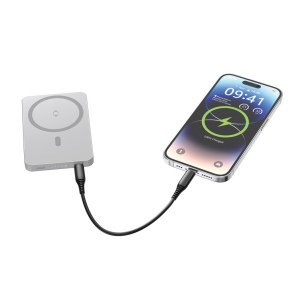 Powerbank magnétique 5000 mAh et 15W Urban Vitamin Marin 27