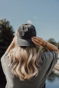 Casquette à 6 panneaux en coton sergé délavée BEAU AWARE™ 16