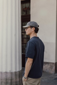 Casquette à 6 panneaux en coton sergé bicolore BEAU AWARE™ 26