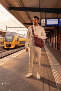 Sac bandoulière en nylon recyclé RCS KENTO URBAN 18