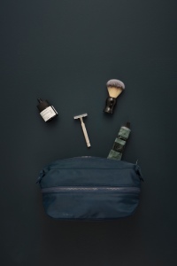 VINGA Trousse de toilette extensible Baltimore Neo RCS 36