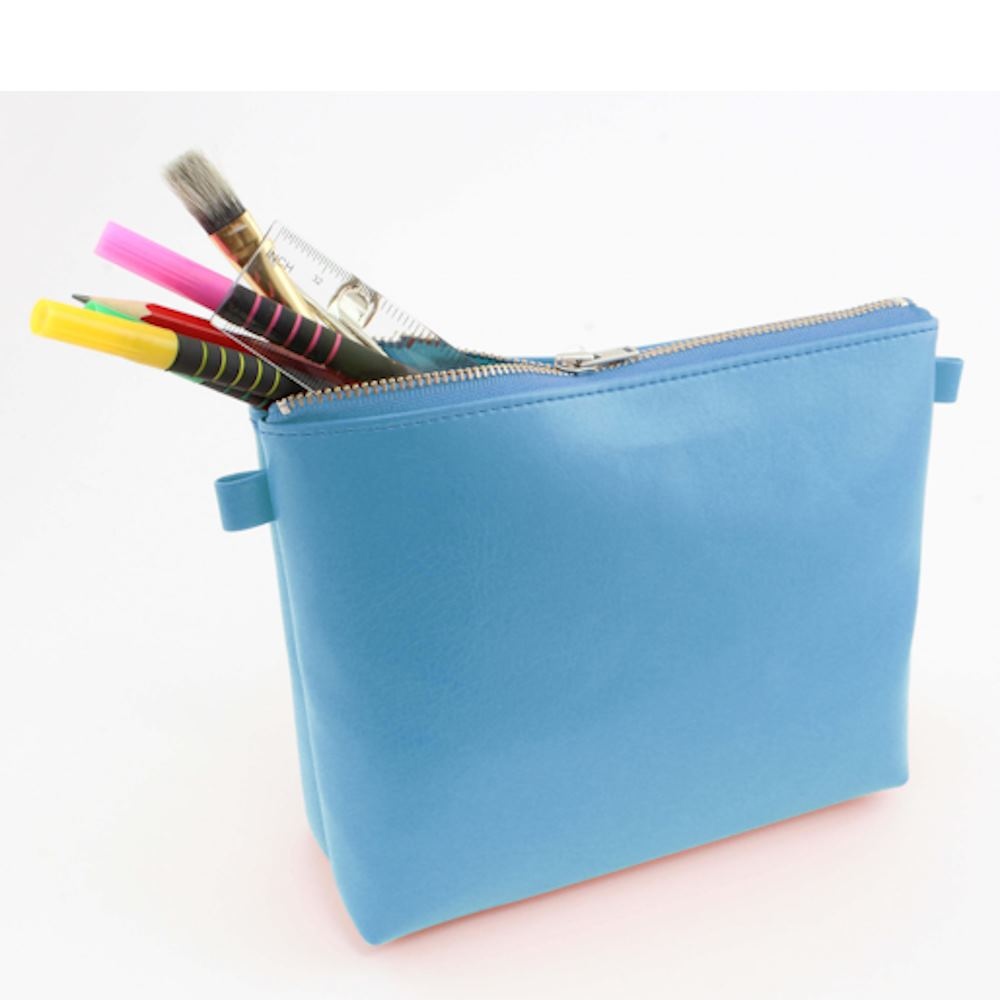 Trousse zippée 210 x 140 x 50 mm en PU 3