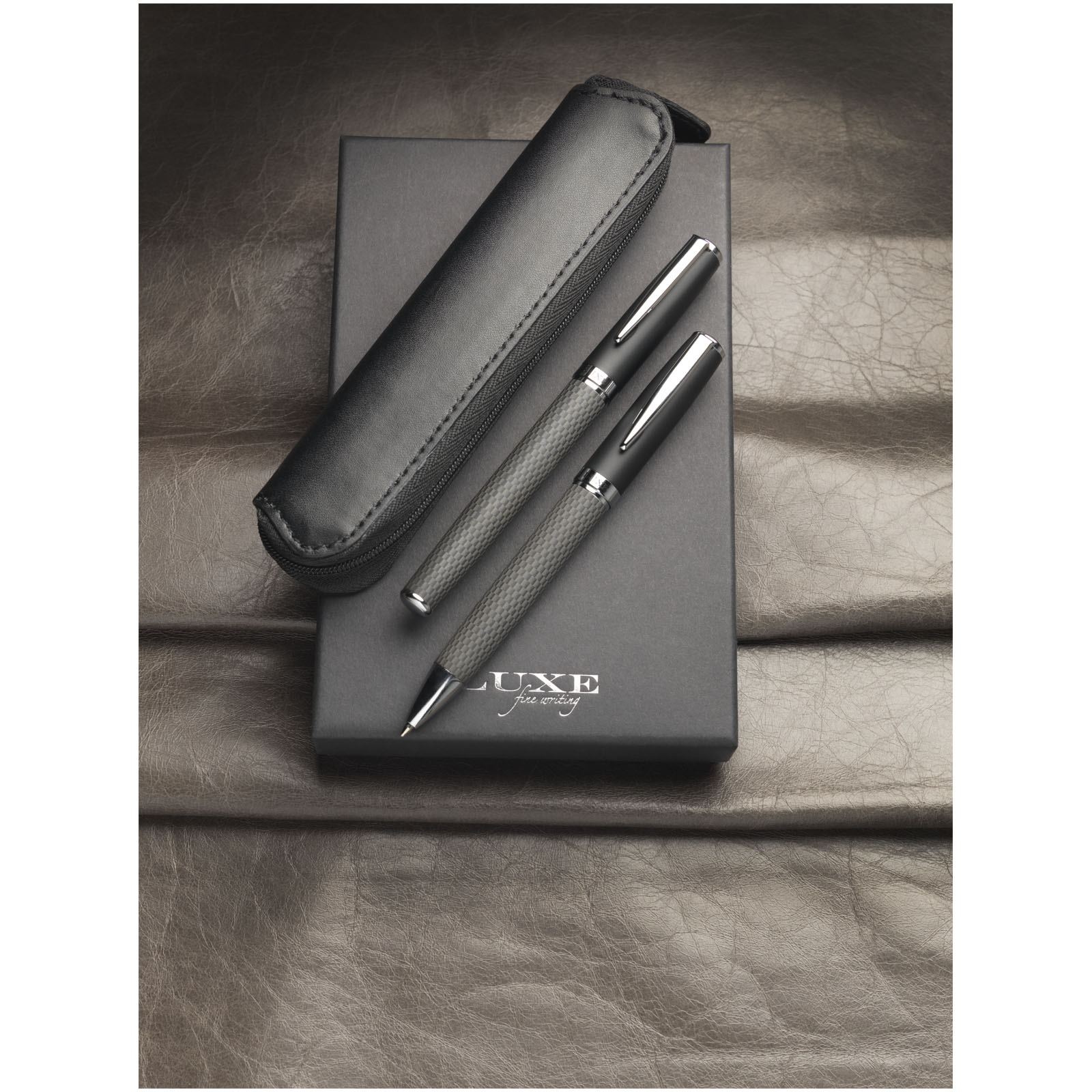 Parure de stylos bille et roller avec étui Carbon (encre noire) 9
