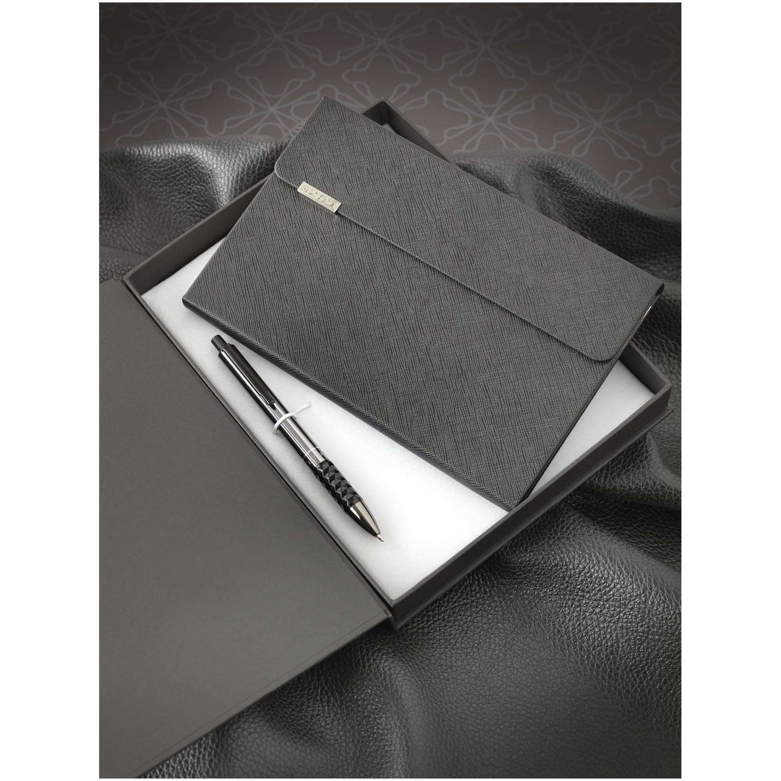 Coffret cadeau avec carnet Tactical 9