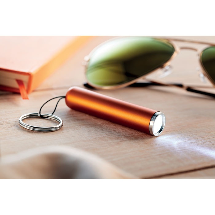 Lampe torche en plastique. - SANLIGHT 18