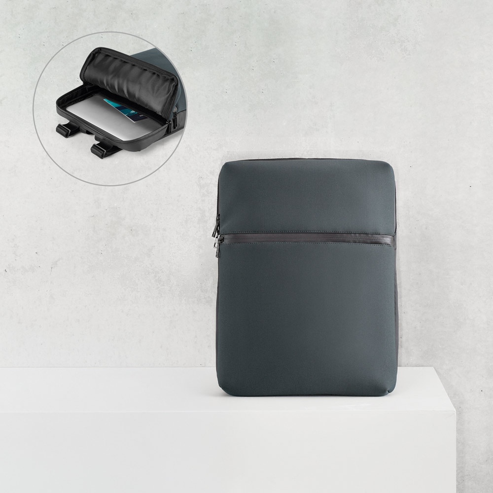 URBAN BACKPACK. Sac à dos pour ordinateur 14'' en soft shell et tarpaulin