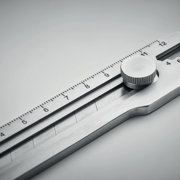 Cutter rétractable multi-outils - KNIFEPLUS 7