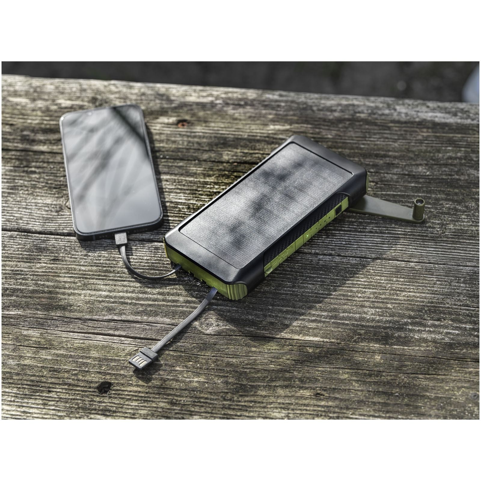 Batterie de secours Soldy solaire à dynamo en plastique recyclé RCS de 10 000 mAh 8