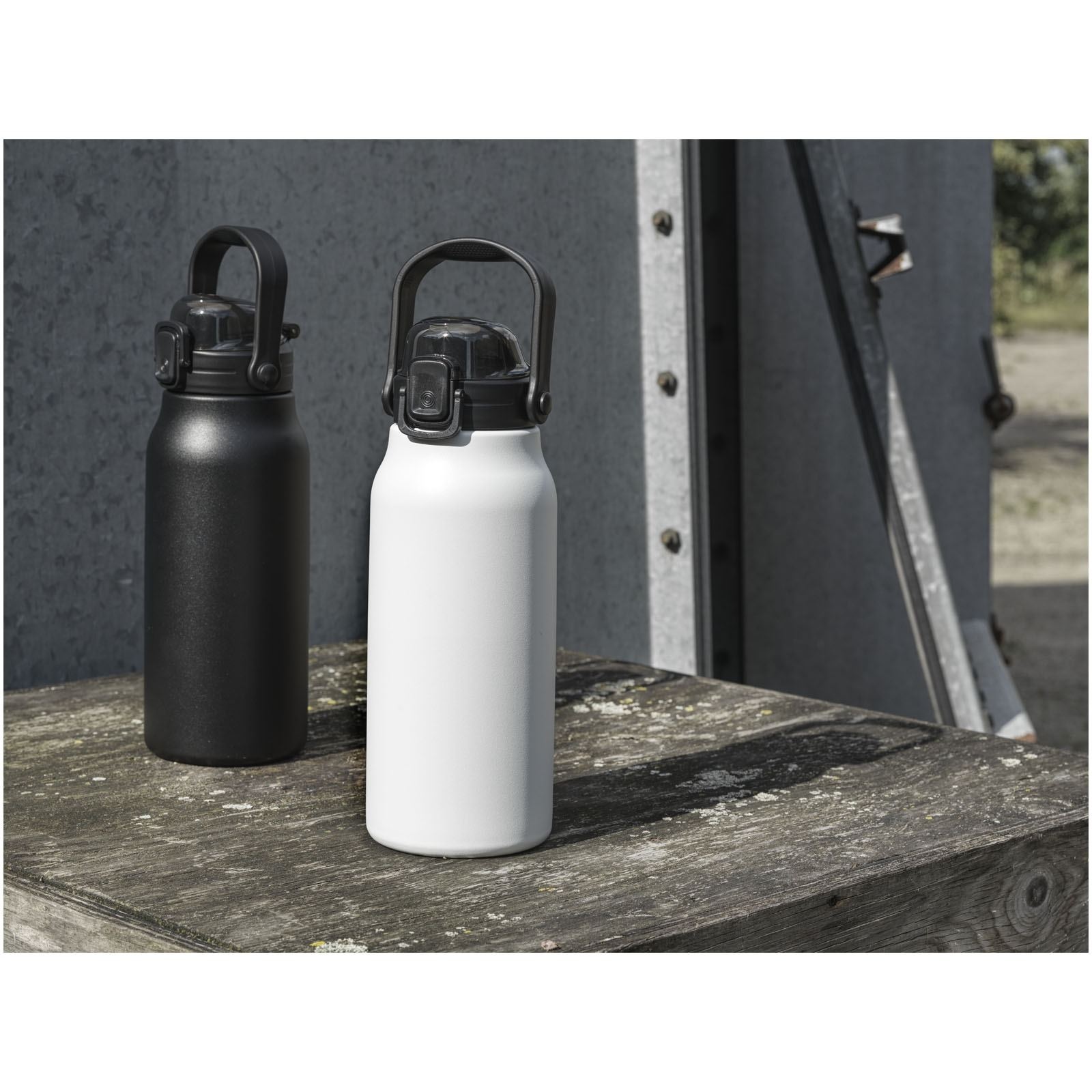 Bouteille isotherme sous vide Giganto de 1 600 ml en cuivre et acier inoxydable recyclé certifié RCS 14
