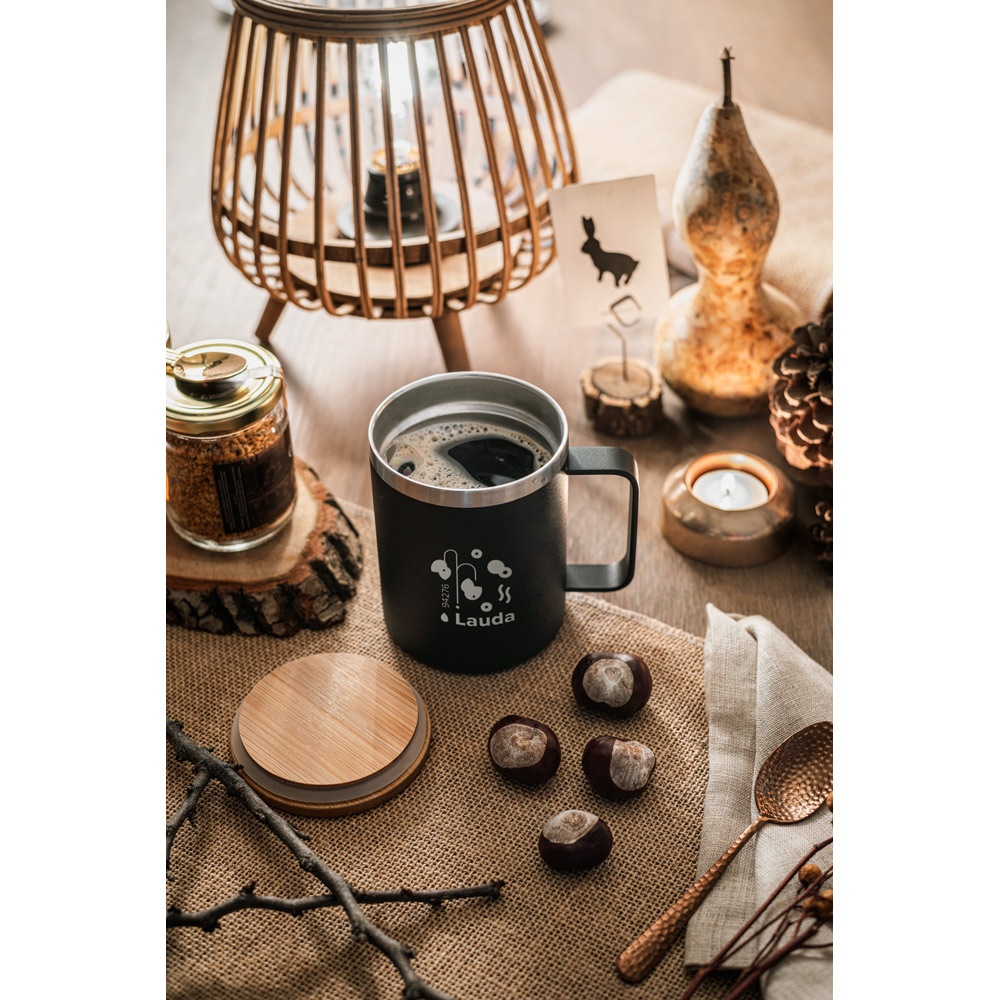 LAUDA. Mug en acier inoxydable recyclé à 90% avec couvercle en bambou 420 mL 6