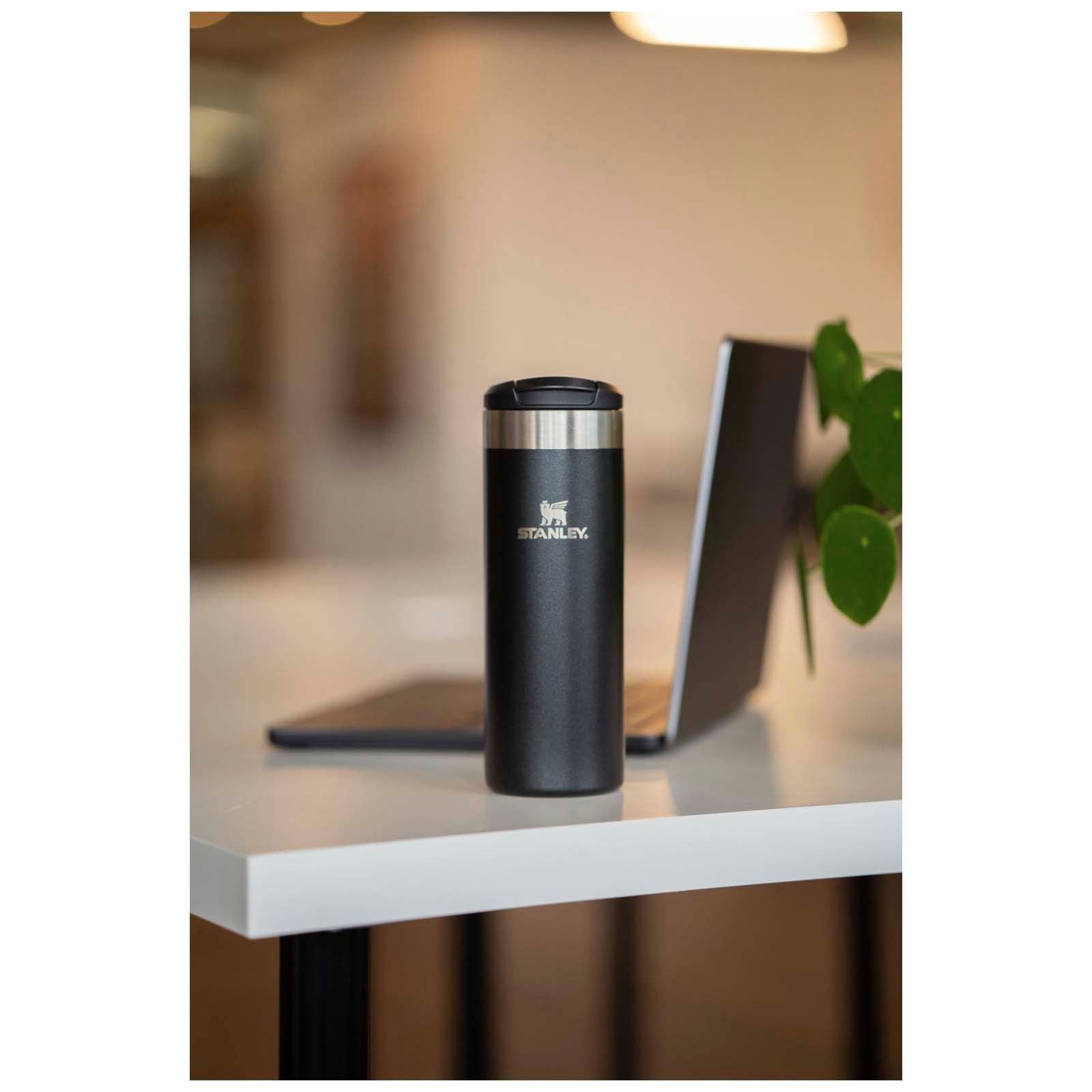 Gobelet de voyage Stanley AeroLight™ de 470 ml 18