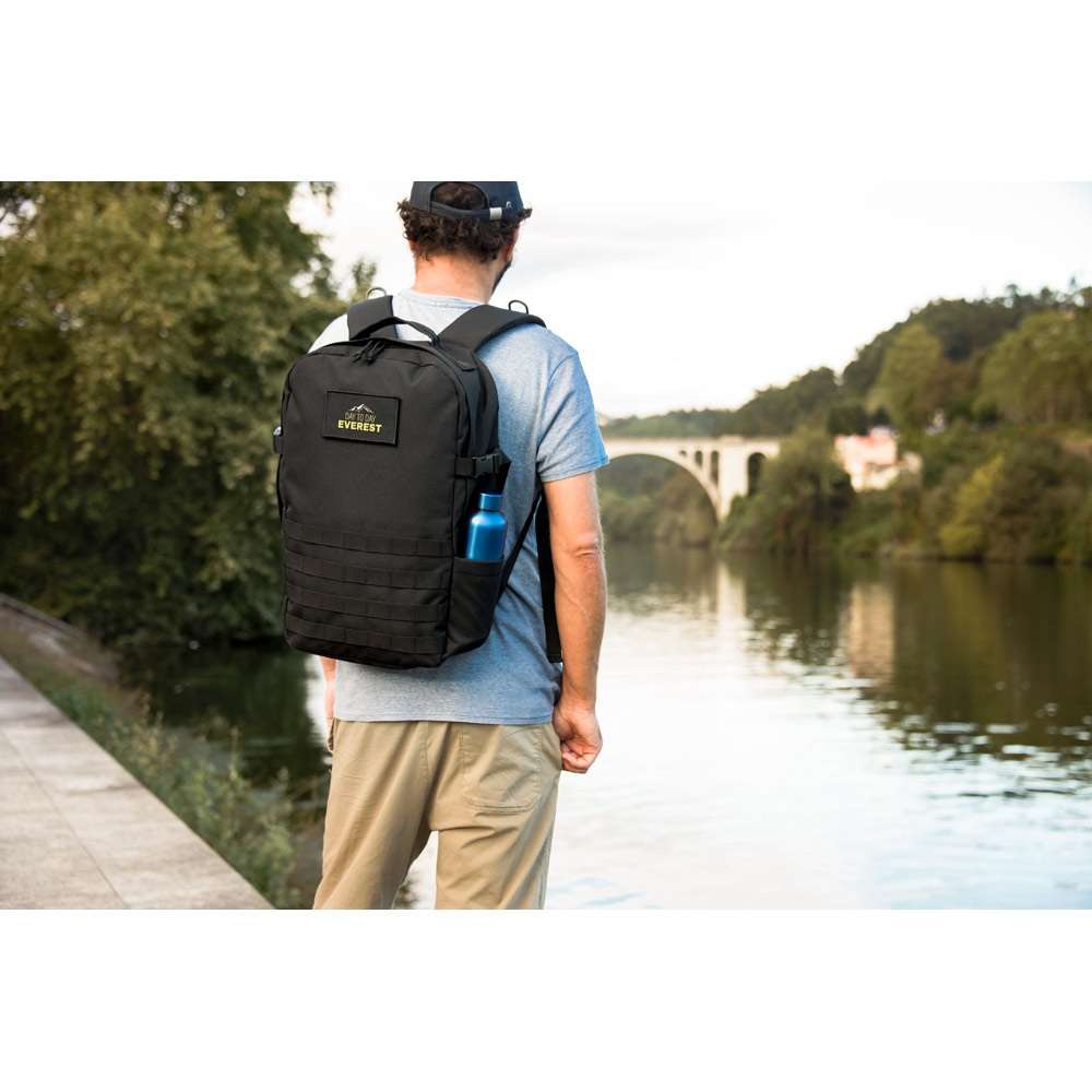 EDINBURGH BPACK. Sac à dos de style militaire en 600D, polyester recyclé haute densité et doublure en polyester recyclé 210D, 17'3' 4