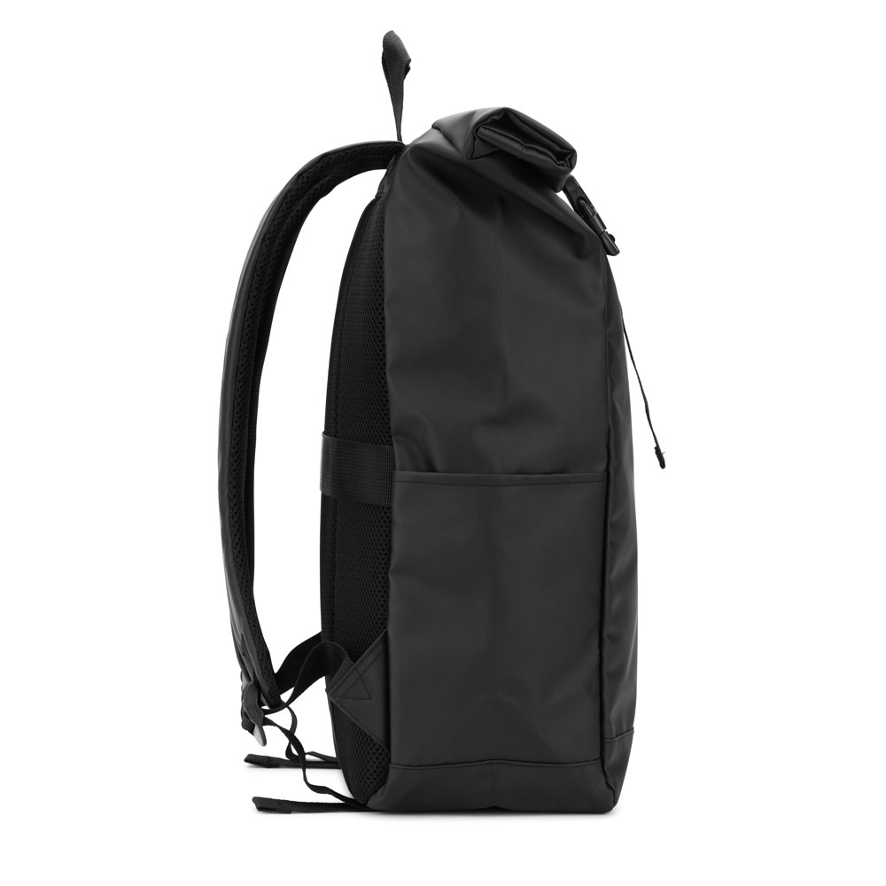 OSASCO BPACK. Sac à dos avec système de fermeture à glissière permettant de rouler la partie supérieure pour l'adapter au volume du sac à dos, fabriqué en polyester recyclé 600D 6