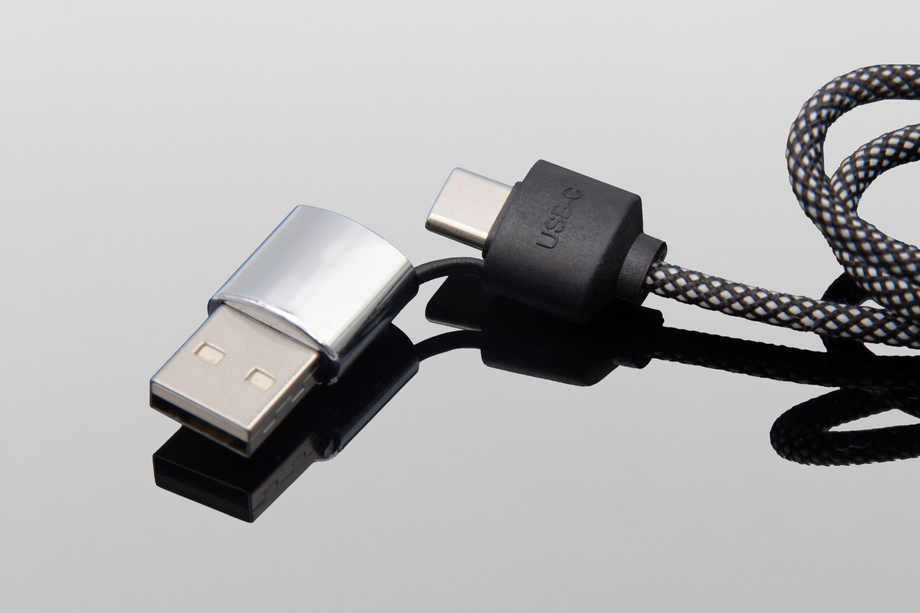 Double C cable 60W (Stock) 5