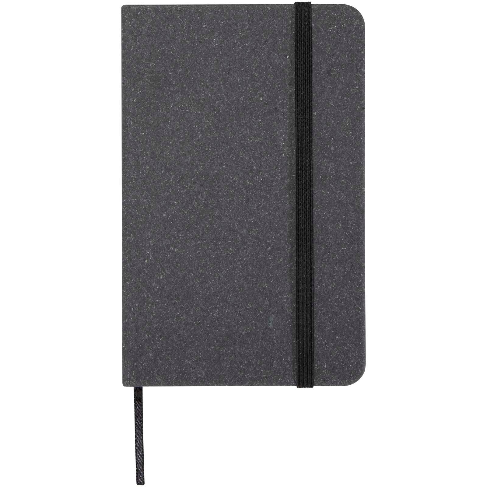 Coffret cadeau Kern avec carnet à couverture rigide A6 et portefeuille MagSafe 3