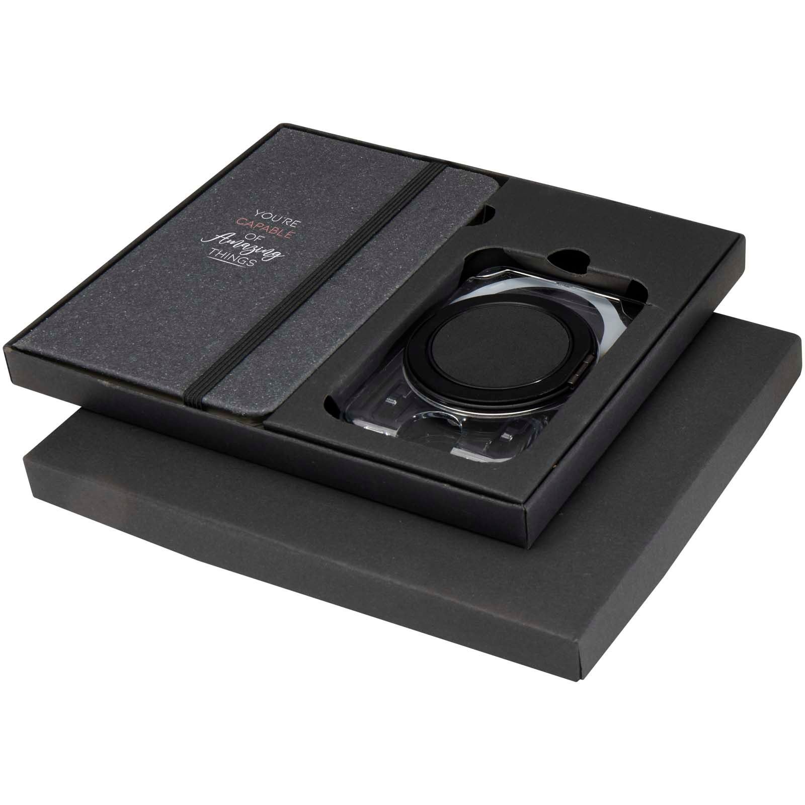 Coffret cadeau Kern avec carnet à couverture rigide A6 et portefeuille MagSafe 4